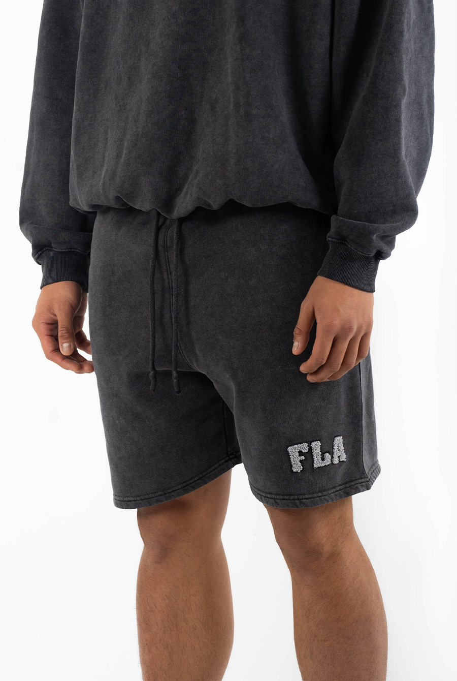 WASHED BLACK SHORTS