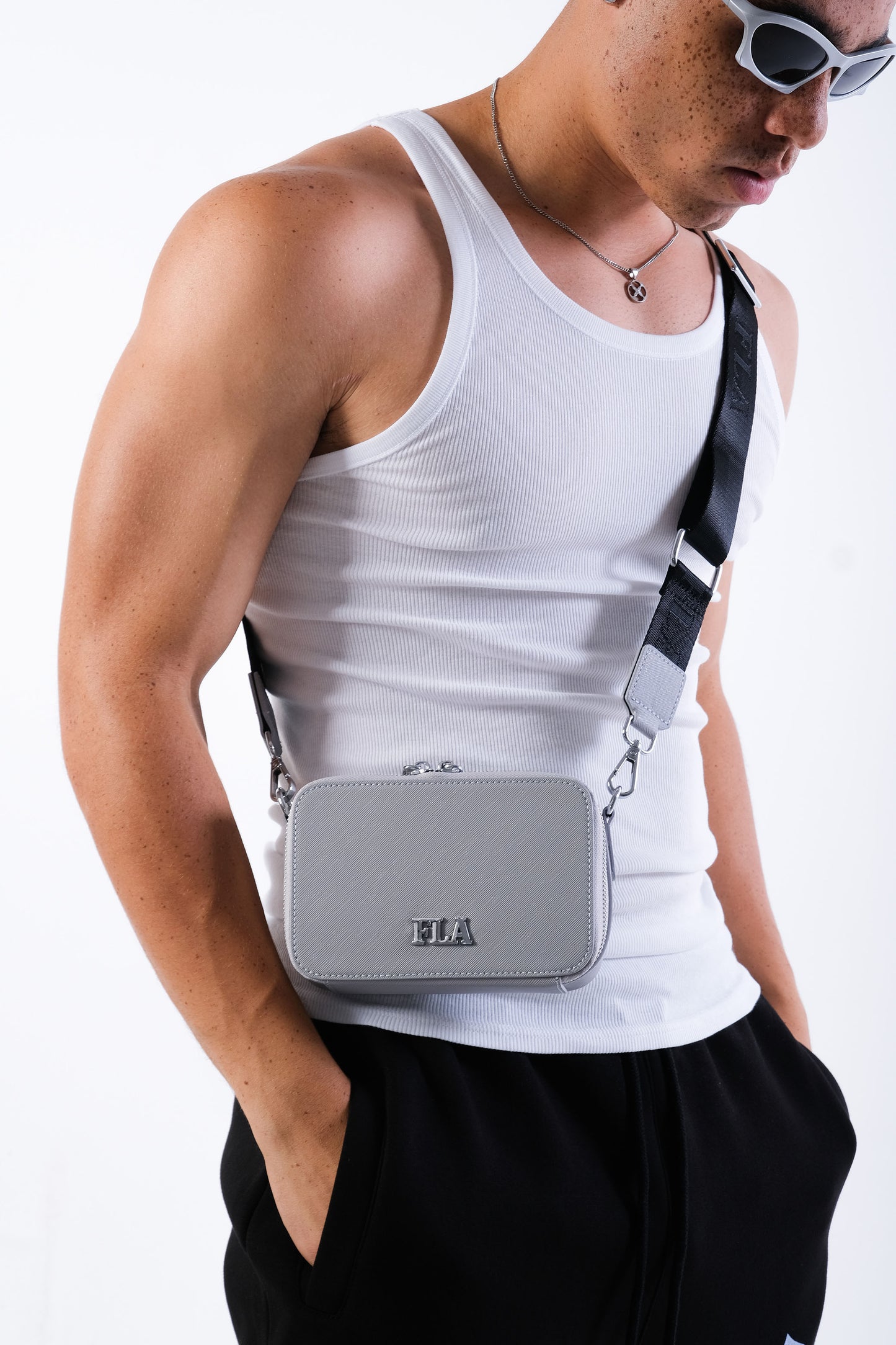 CROSSBAG GREY