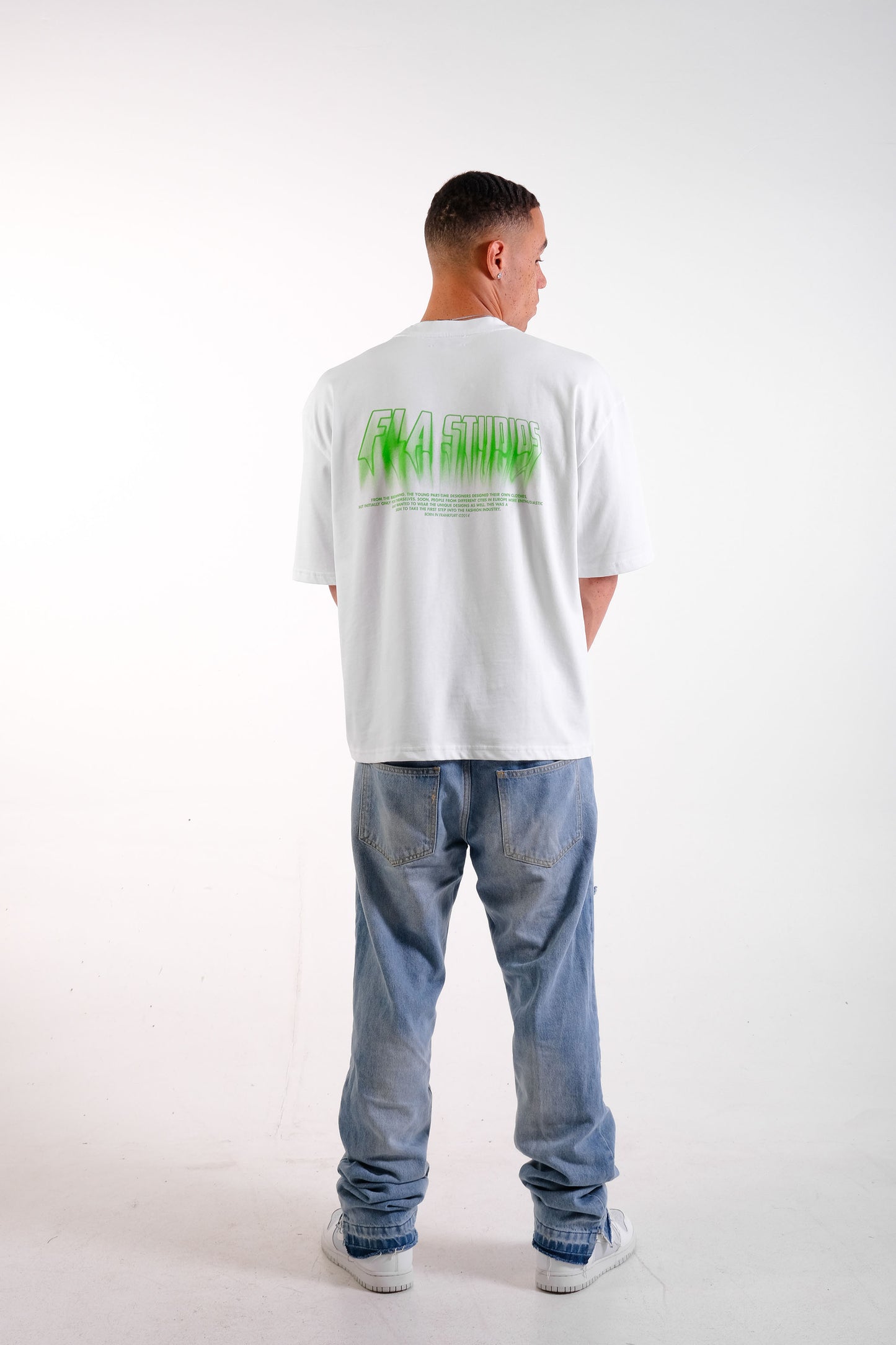 WHITE STUDIO SHIRT