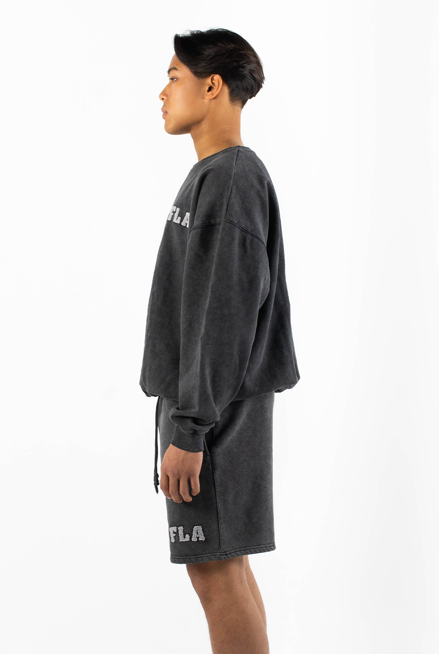 WASHED BLACK SHORTS